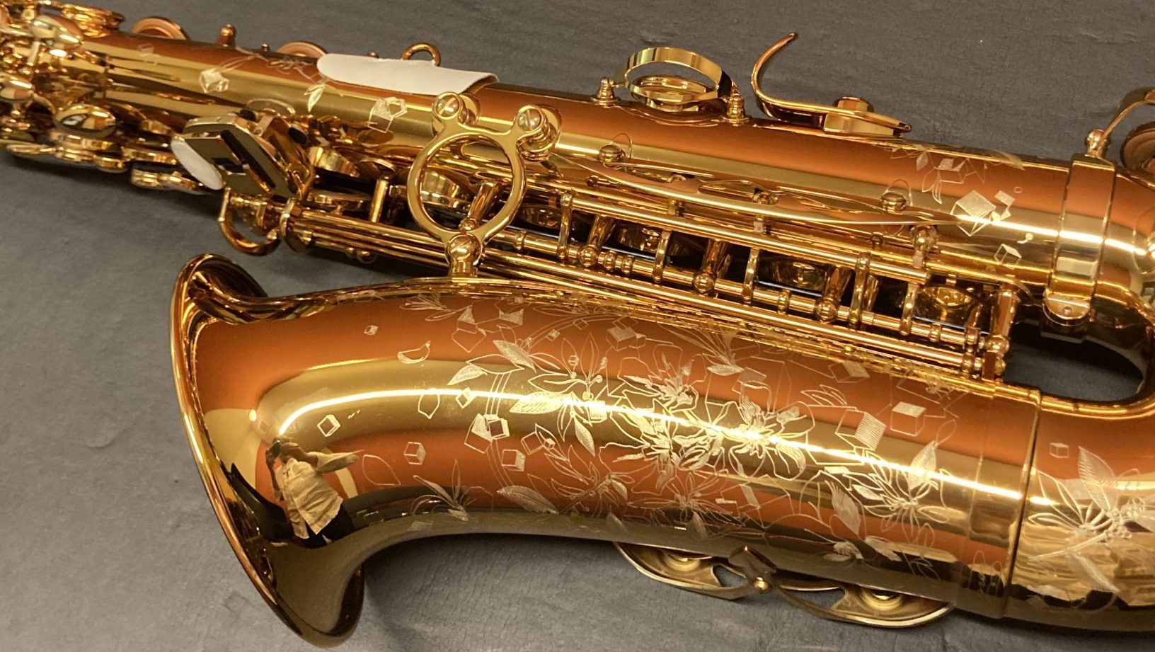 セルマーの新しい楽器、シュプレーム | レッスンスタジオ＆音楽サロン