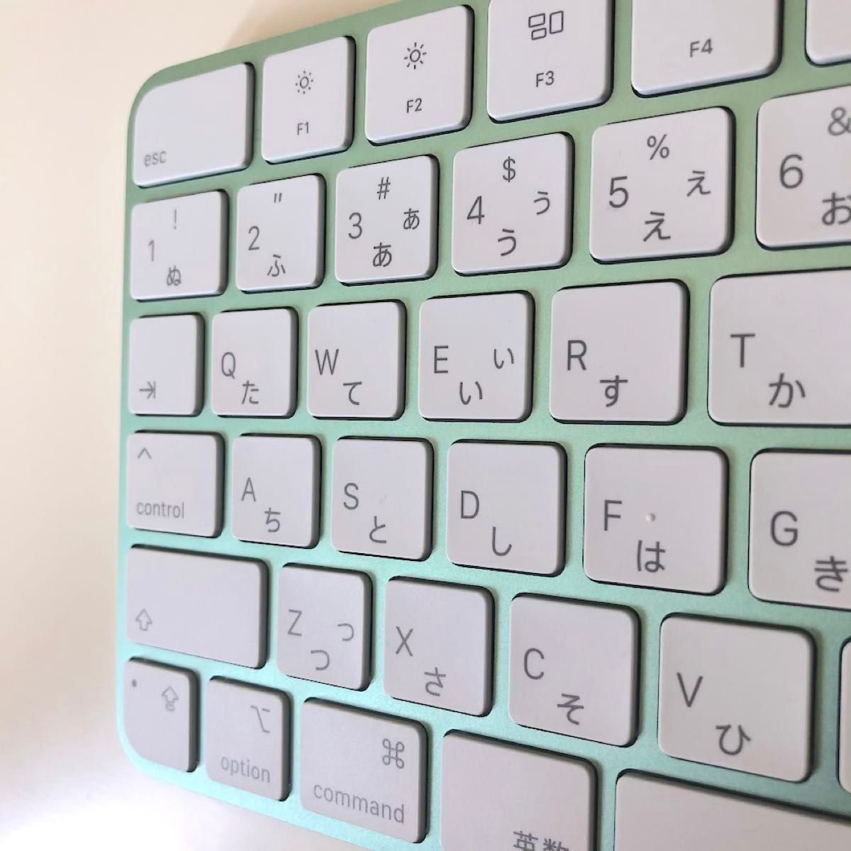 新品にちかい/1回使用】グリーン Apple Magic Keyboard マジック
