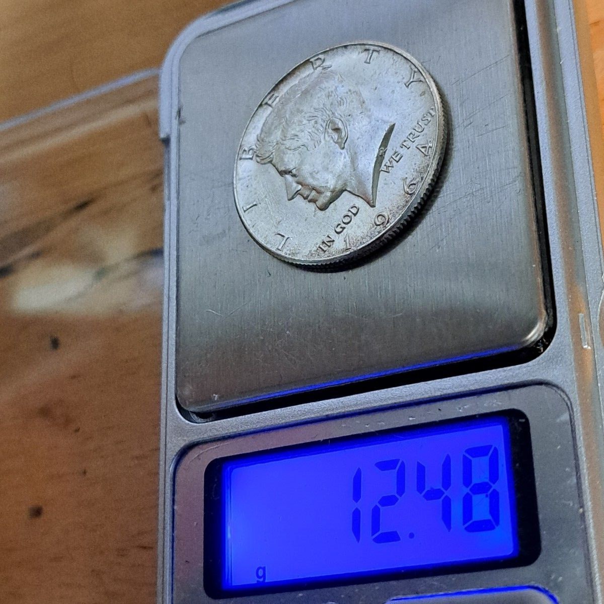 1964年ケネディハーフダラー銀貨 品位SV900 12 5㌘ アメリカコイン