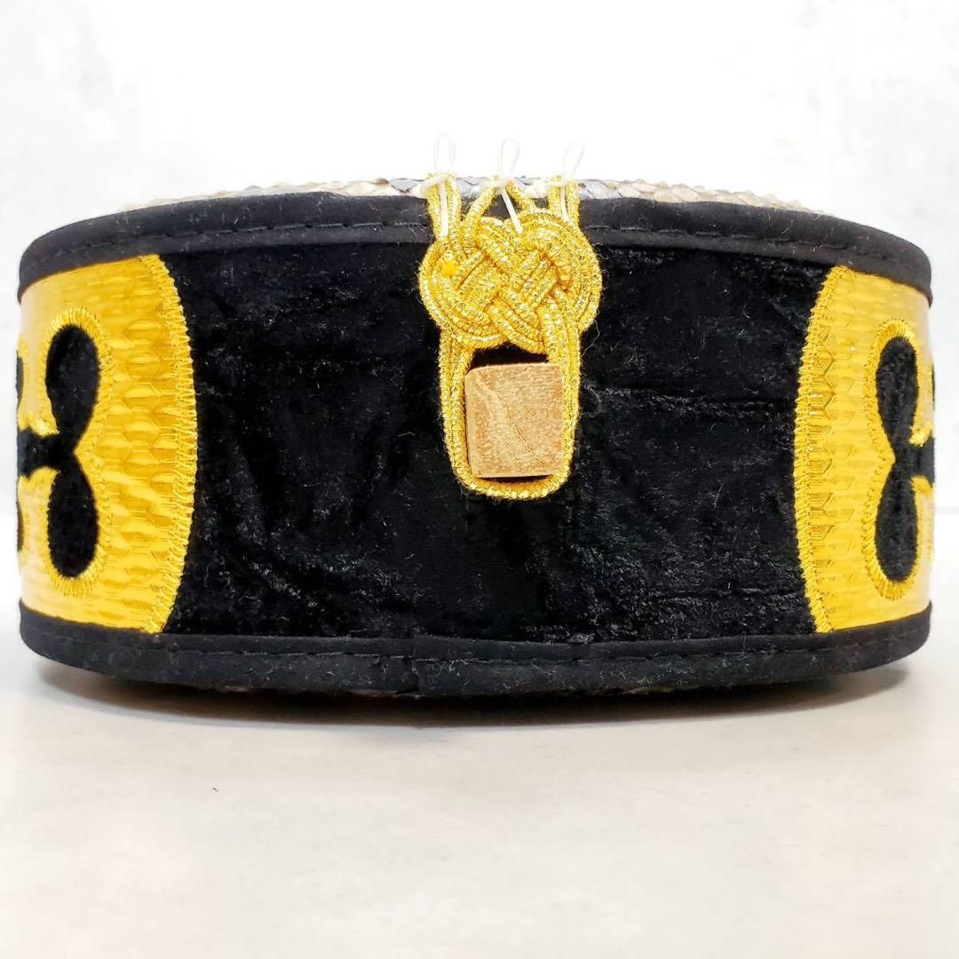 極美品・すぐ始められる】沖縄三線 本蛇皮張り 付属品多数 ハード