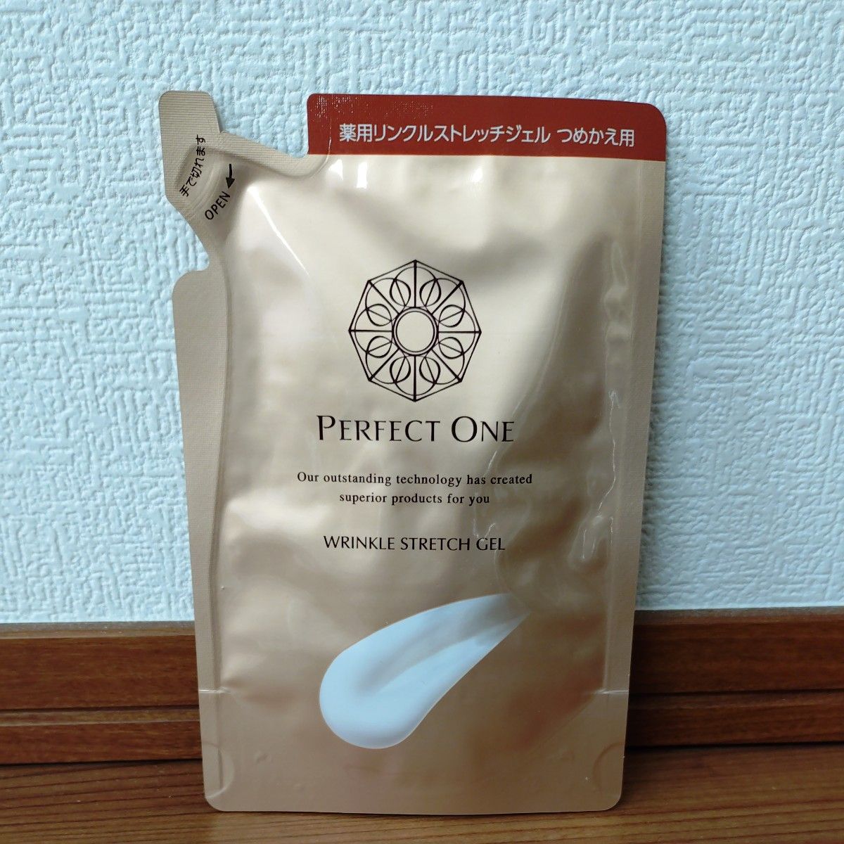 パーフェクトワン リンクルストレッチジェルつめかえ用 1個｜Yahoo