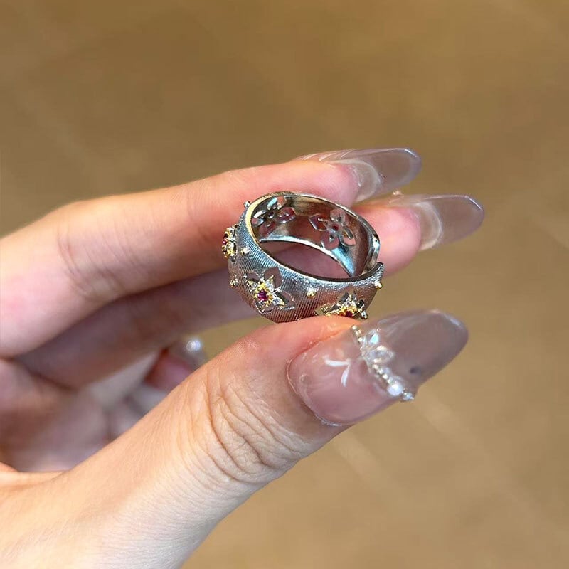 上品なブチェラッティ風 四つ葉のクローバー18Kメッキリング | hoshine