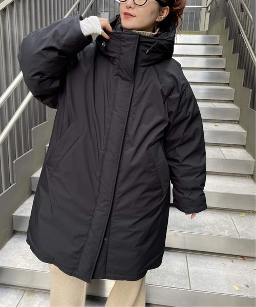 Spick & Span（スピックアンドスパン）の「撥水フーデッドダウンコート