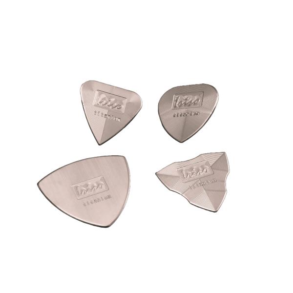 REAL EDGE 入曽精密 チタニウム製 ギターピック 4種 ピックギター WTS