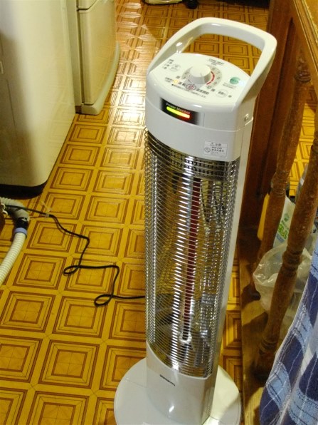 コロナ コアヒートスリム DH-915R 価格比較 - 価格.com