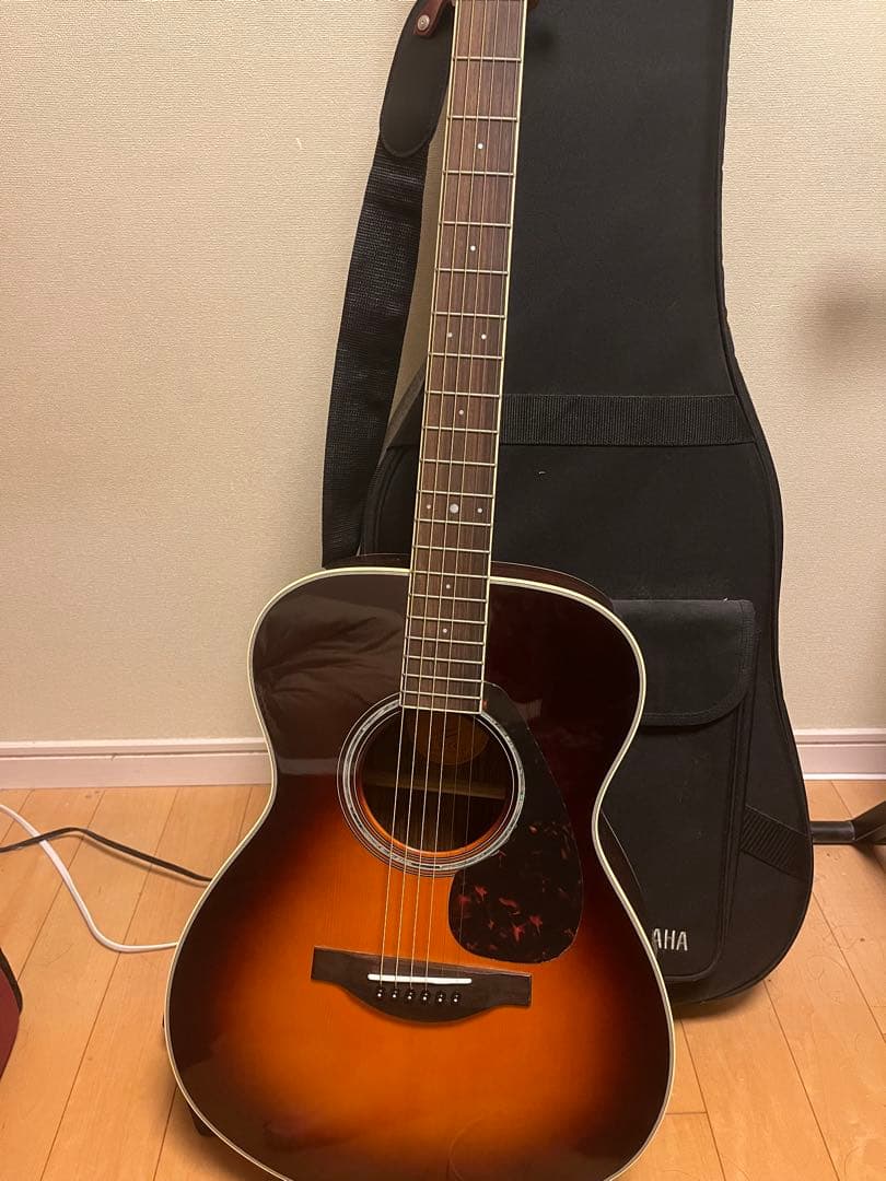 Yamaha Ls6 are エレアコ　ケース付き　アコースティックギター