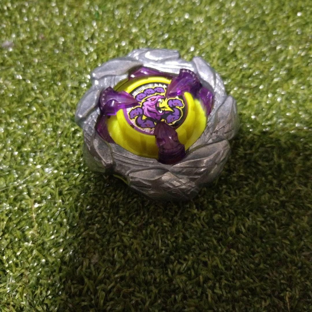 ベイブレードX UX-00 オロチクラスタ　ブレードのみ