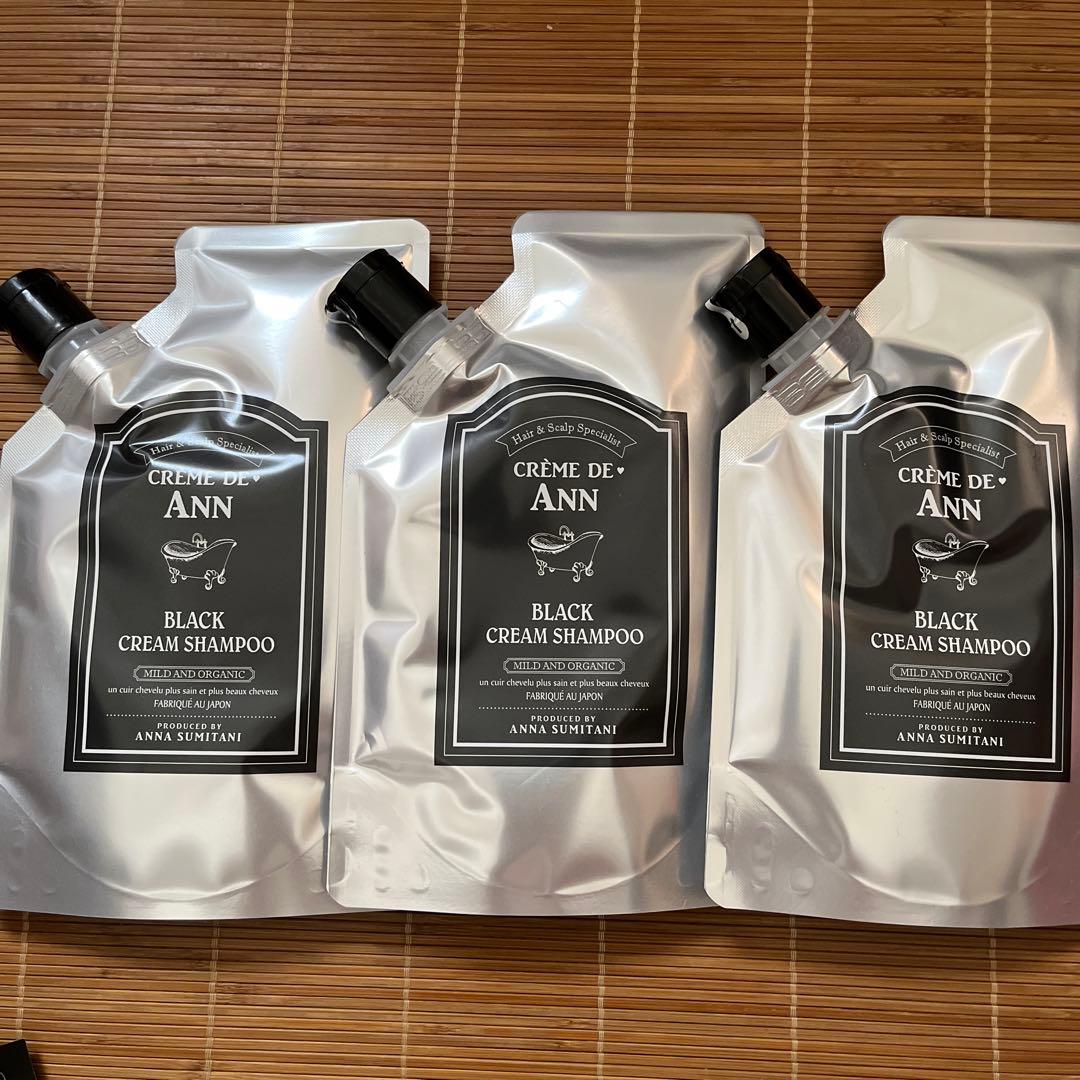 クレーム・ド・アン ブラッククリームシャンプー 300gx3