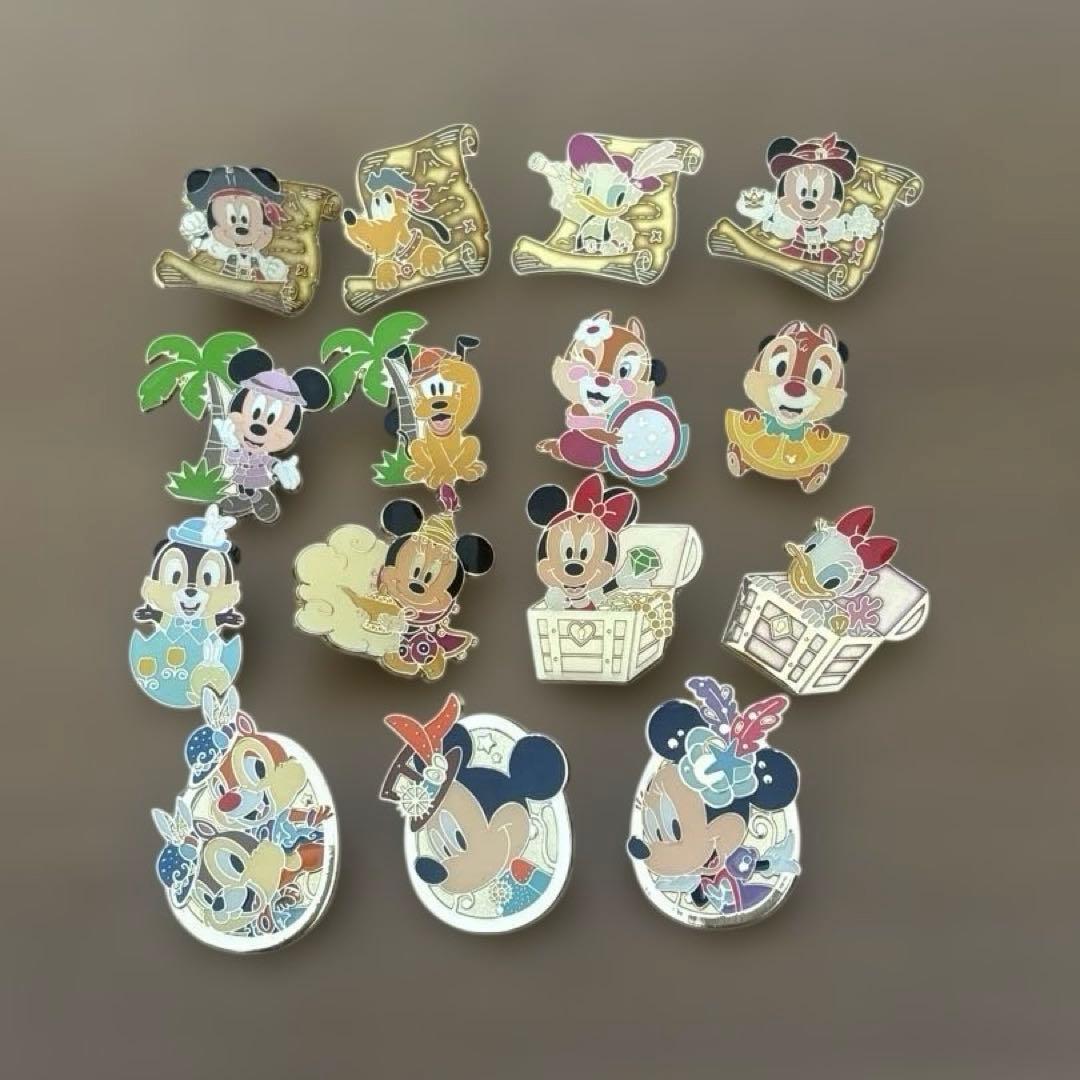 【匿名配送】ディズニーランド/ディズニーシー ピンバッジ15個まとめ売り