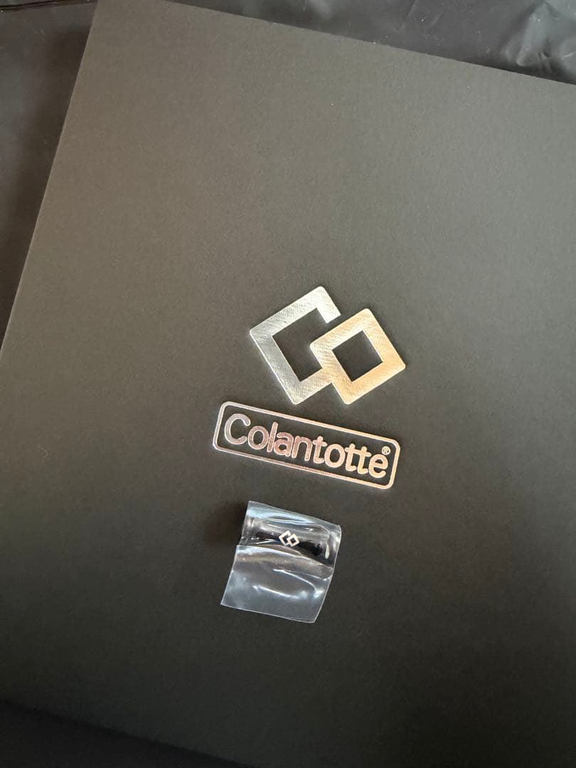 コラントッテ　マットブラック　トップ