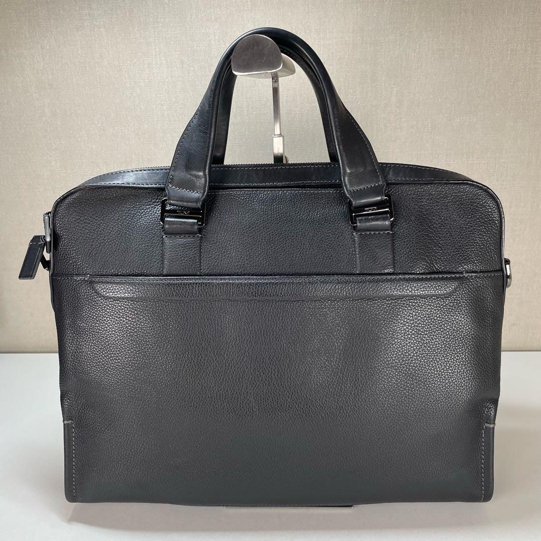 トゥミ ビジネスバッグ ブリーフケース レザー ブラック 63032DP