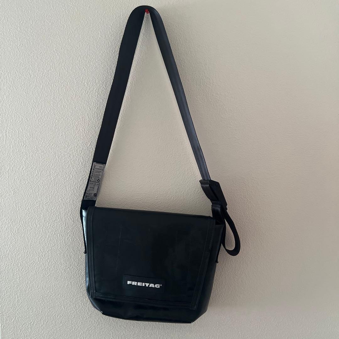 freitag フライターグ F11 オールブラック メッセンジャーバッグ 楽天市場】FREITAG【フライターグ】 F11 LASSIE ラッシー MESSENGER