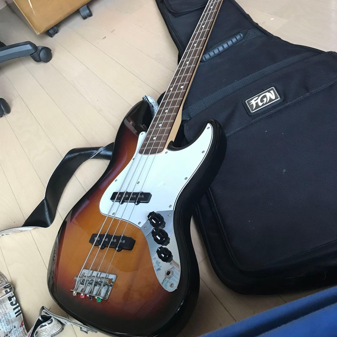 エレキギターとカバー ギターケース エレキ (ギグバッグ フライングV エクスプローラー