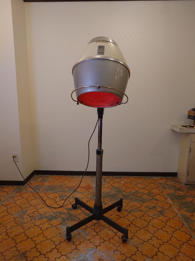 【湯布院アンティーク】昭和レトロ♪　美容室 加熱器