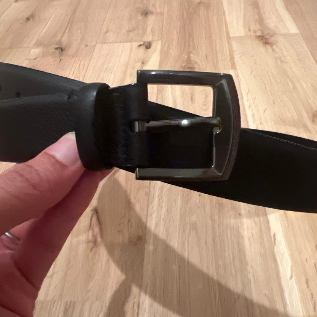 フェラガモ黒いシンプルベルト サイズ36