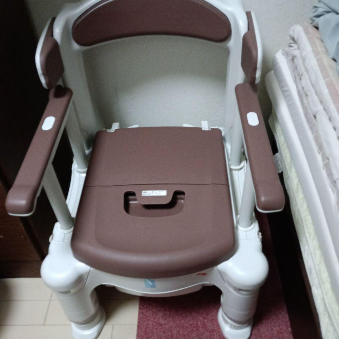 安寿　ポータブルトイレ