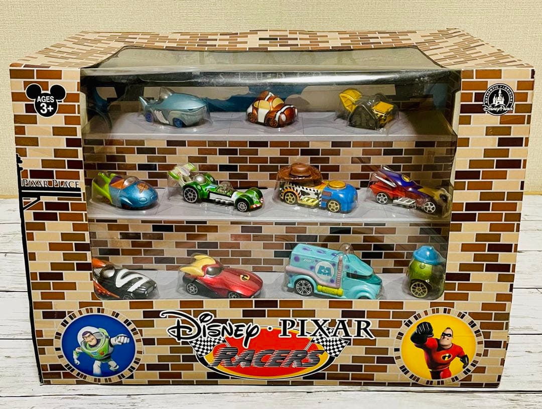 【日本未発売・WDW限定】PIXAR作品カーズフィギュアセット