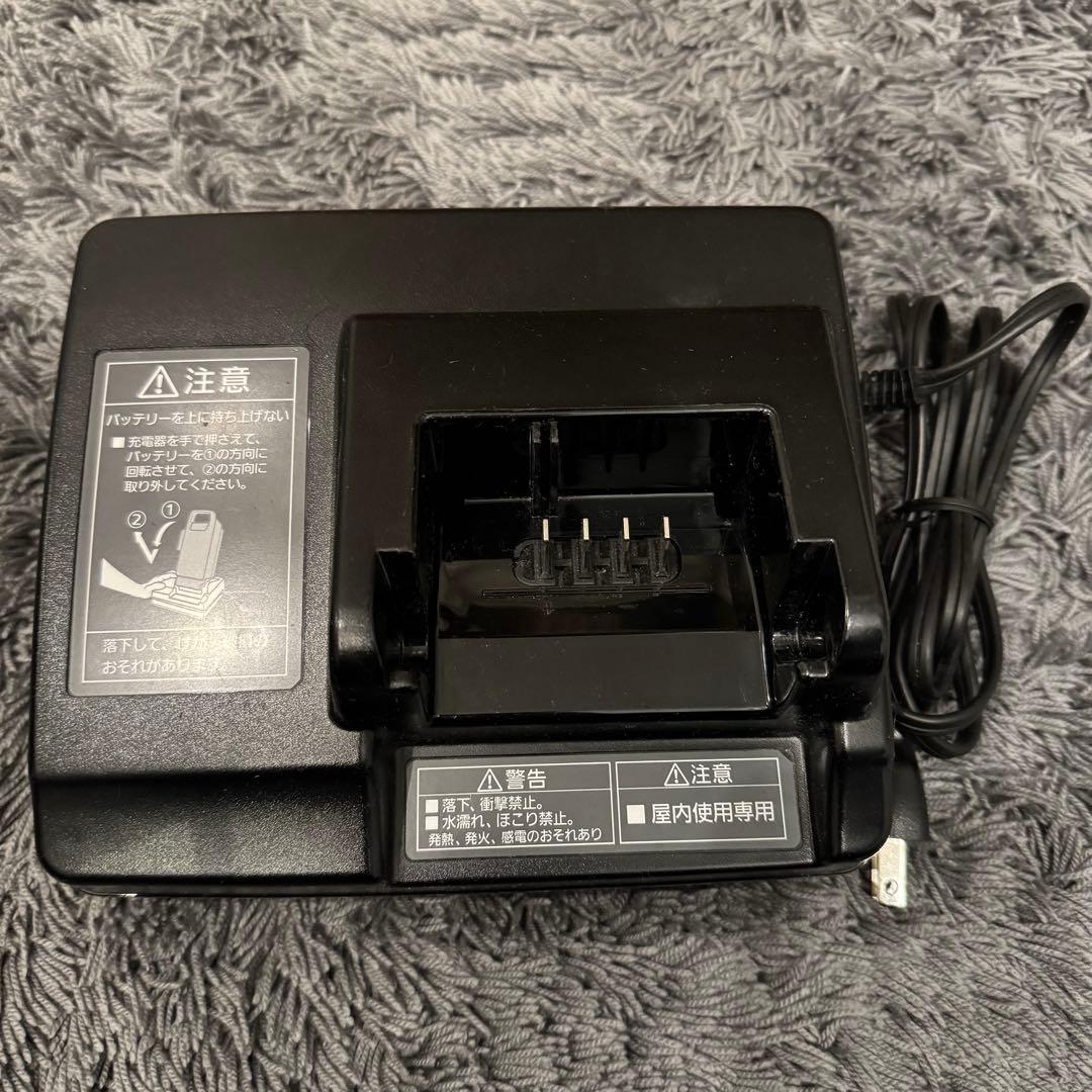 Panasonic 電動自転車　バッテリー充電器 NKJ069Z2 楽天市場】【☆即納☆Panasonic リチウムイオンバッテリー急速充電器