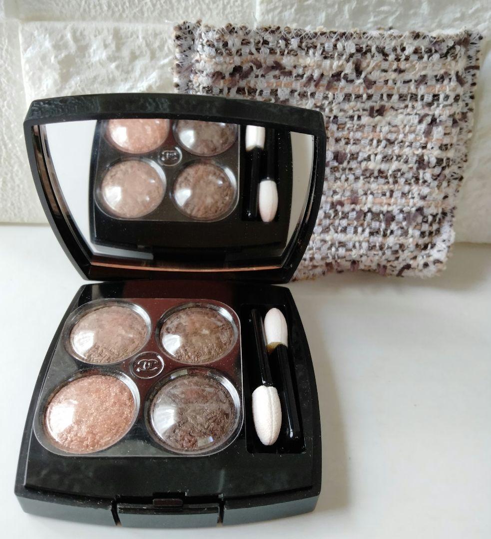 シャネル　レ　キャトル　オンブル　ツイード　04　ツイード ブラン エ ローズ