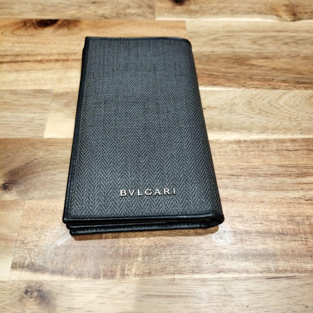 BVLGARI ウィークエンド 長財布