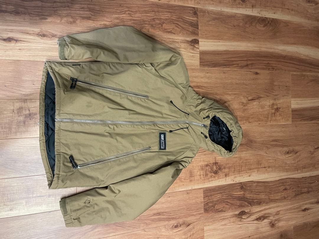 グリップスワニーサーモライト　中綿入り　難燃ジャケットコヨーテ　M GSJ60