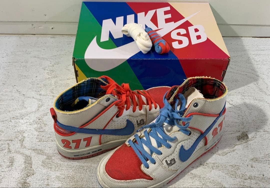 靴 Magnus Walker x Nike SB Dunk High