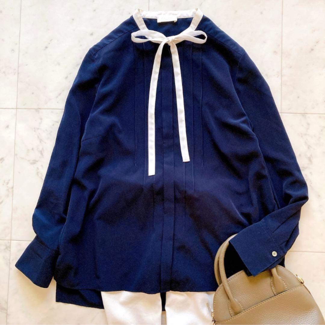 極美品　ボールジィ　クリアデシンボウタイブラウス　トゥモローランド　ネイビー