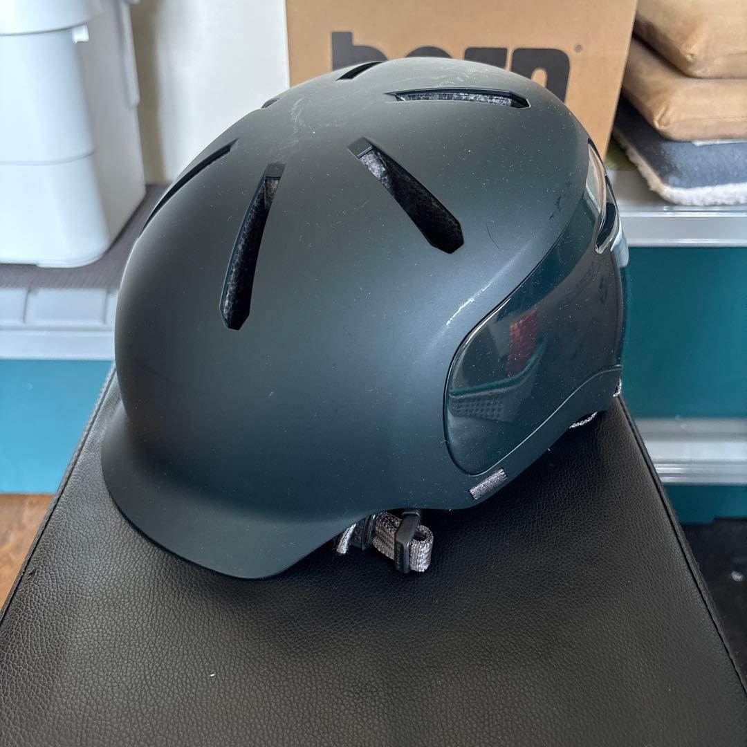 スケートボード BERN WATTS 2.0 MIPS