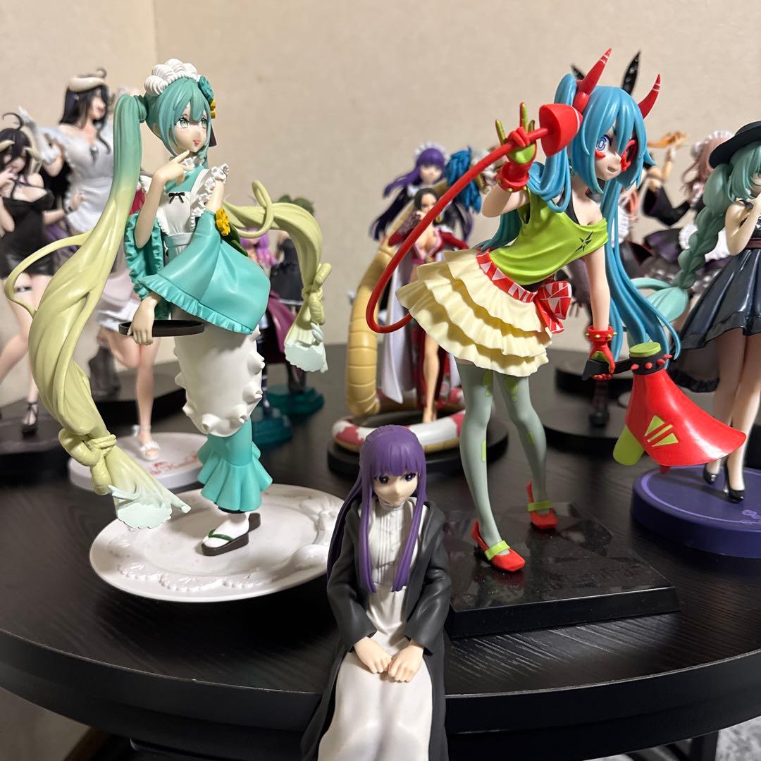 プライズフィギュア28体まとめ売り - メルカリ