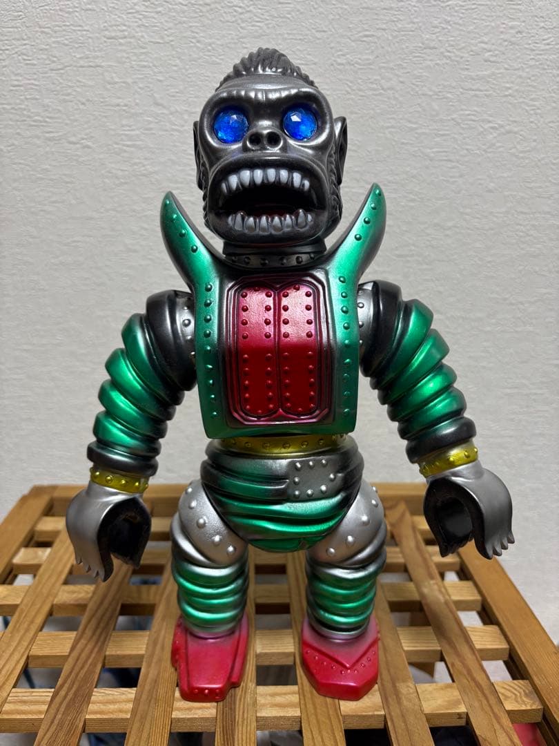 ターゲットアース　マシンゴリラ　ソフビ　インディーズソフビ