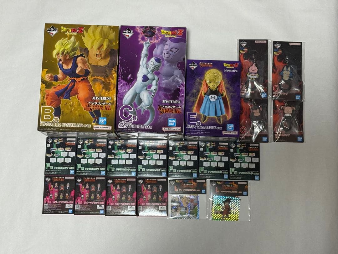 ドラゴンボール　一番くじ　B賞 超サイヤ人孫悟空　C賞 フリーザ　E賞 バビディ