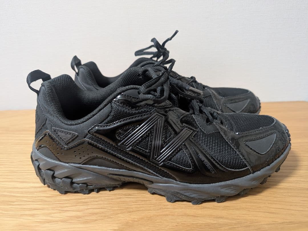 靴 New Balance ML610TU Black