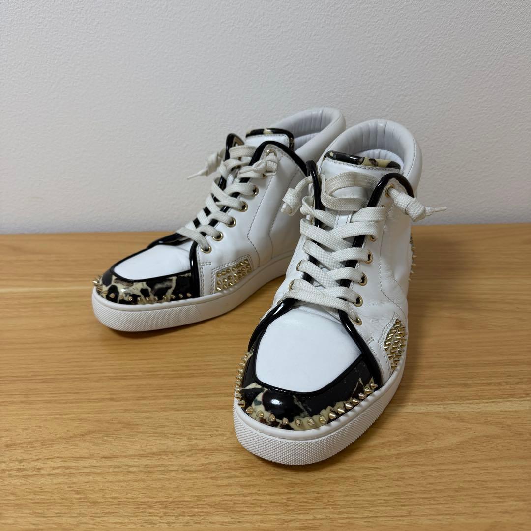 クリスチャンルブタン　ハイカット　スニーカー　40サイズ　白　レザー