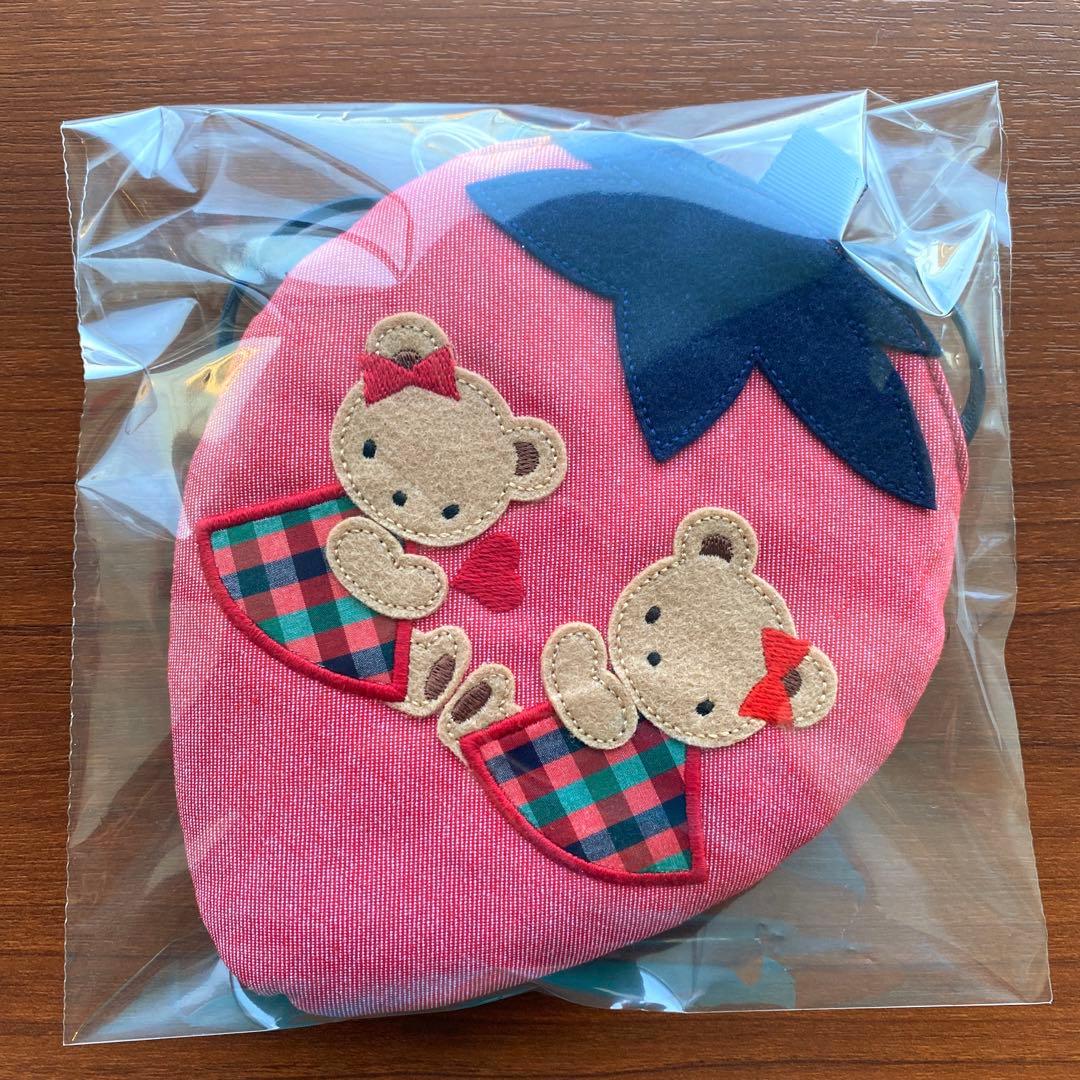 ファミリア ポシェット いちご ストロベリー ファミリアチェック 赤 完売品 ♡