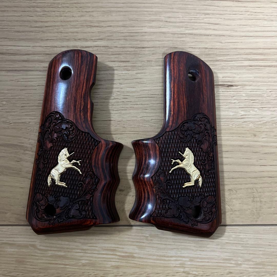 m1911用木製グリップ