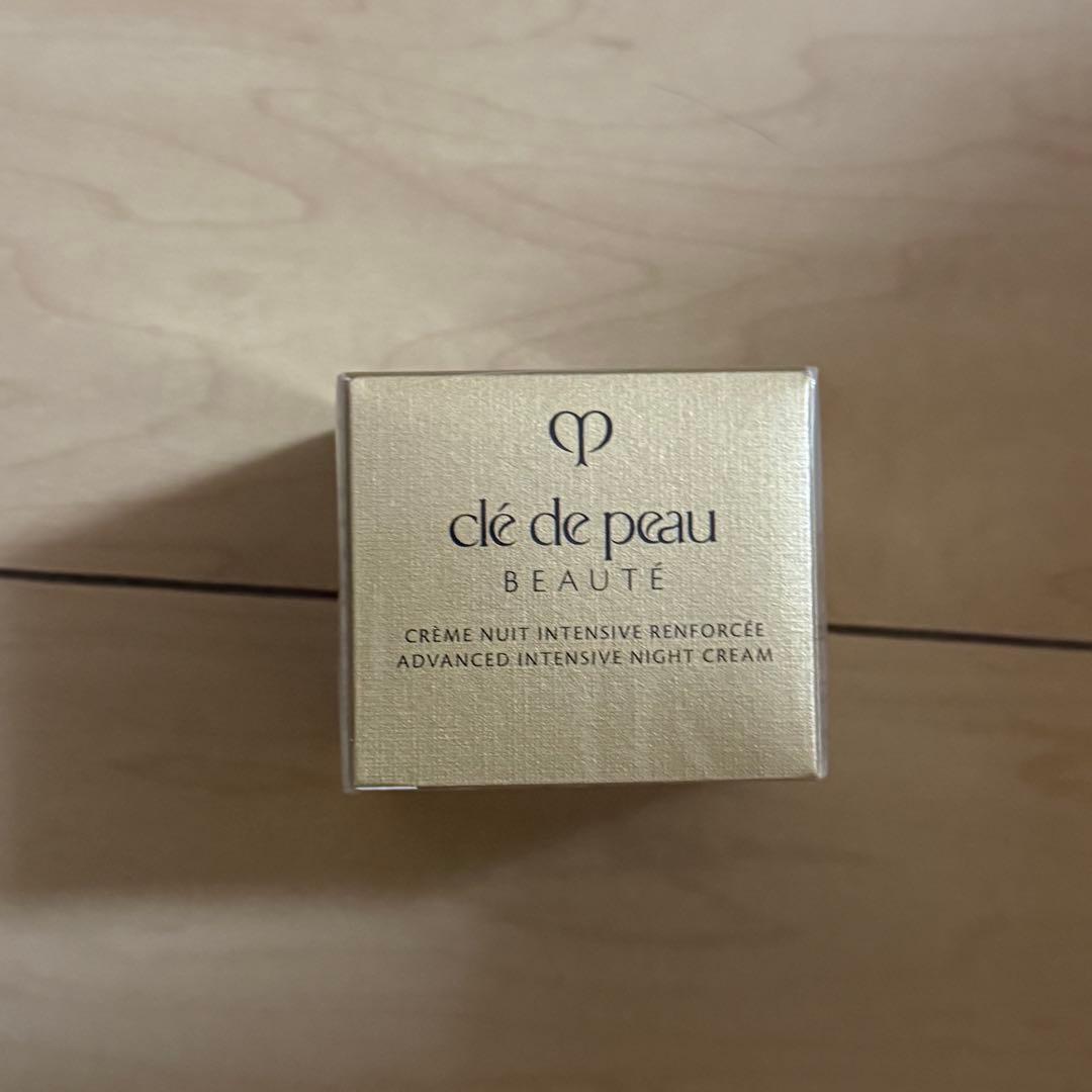 【新品未使用】クレ・ド・ポー ボーテ クレームアンタンシヴＲ（ニュイ）レフィル