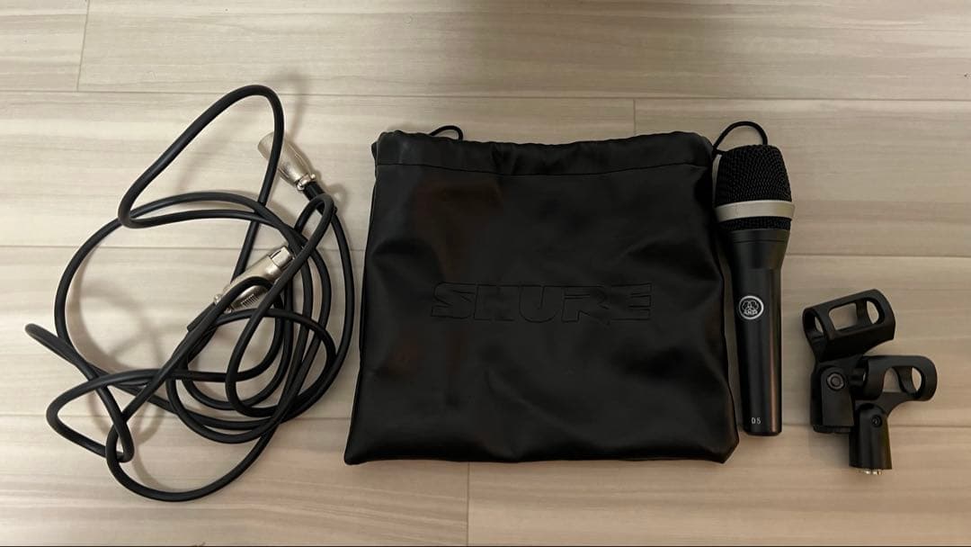 美品AKG D5　ダイナミックマイク