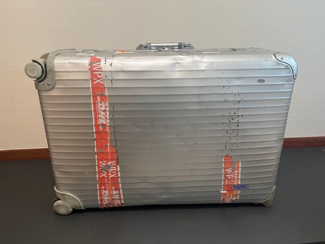 RIMOWA スーツケース