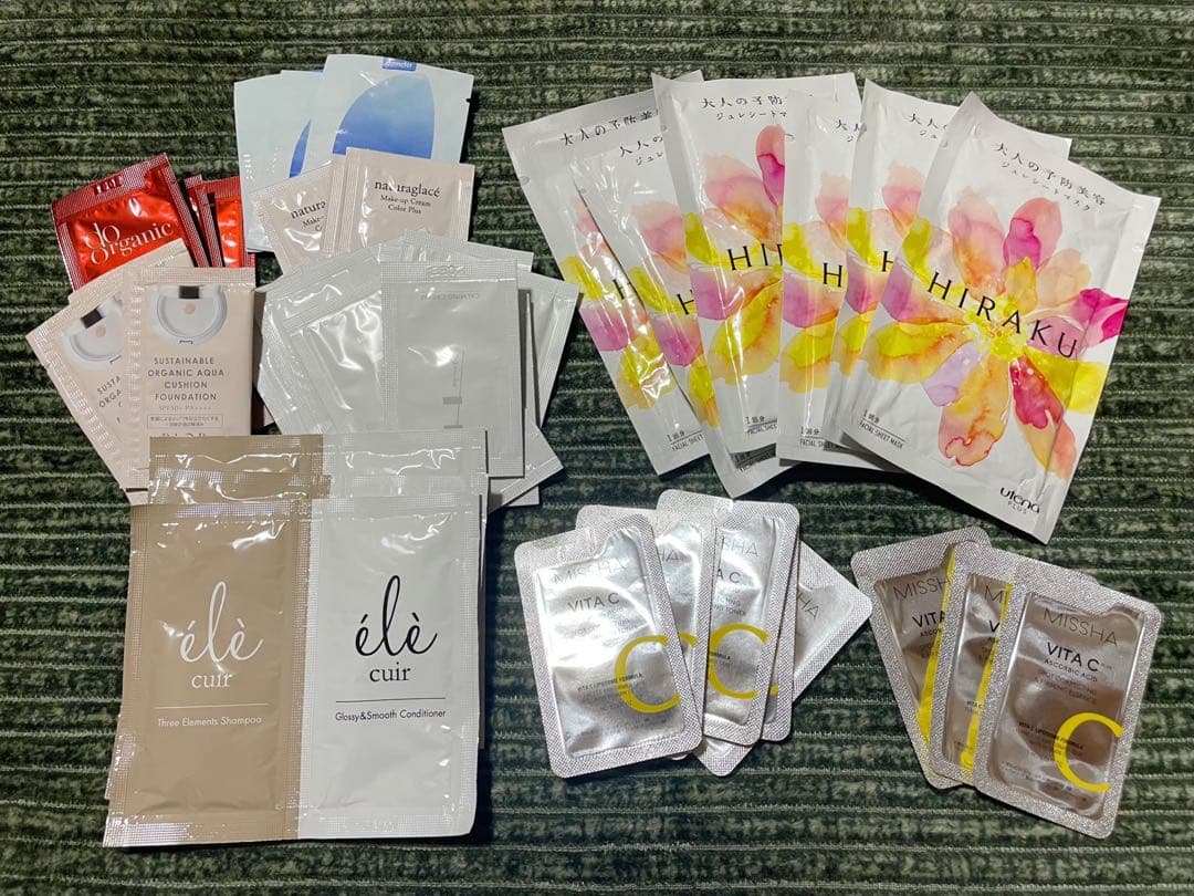 コスメ・化粧✨試供品のまとめ売り 19