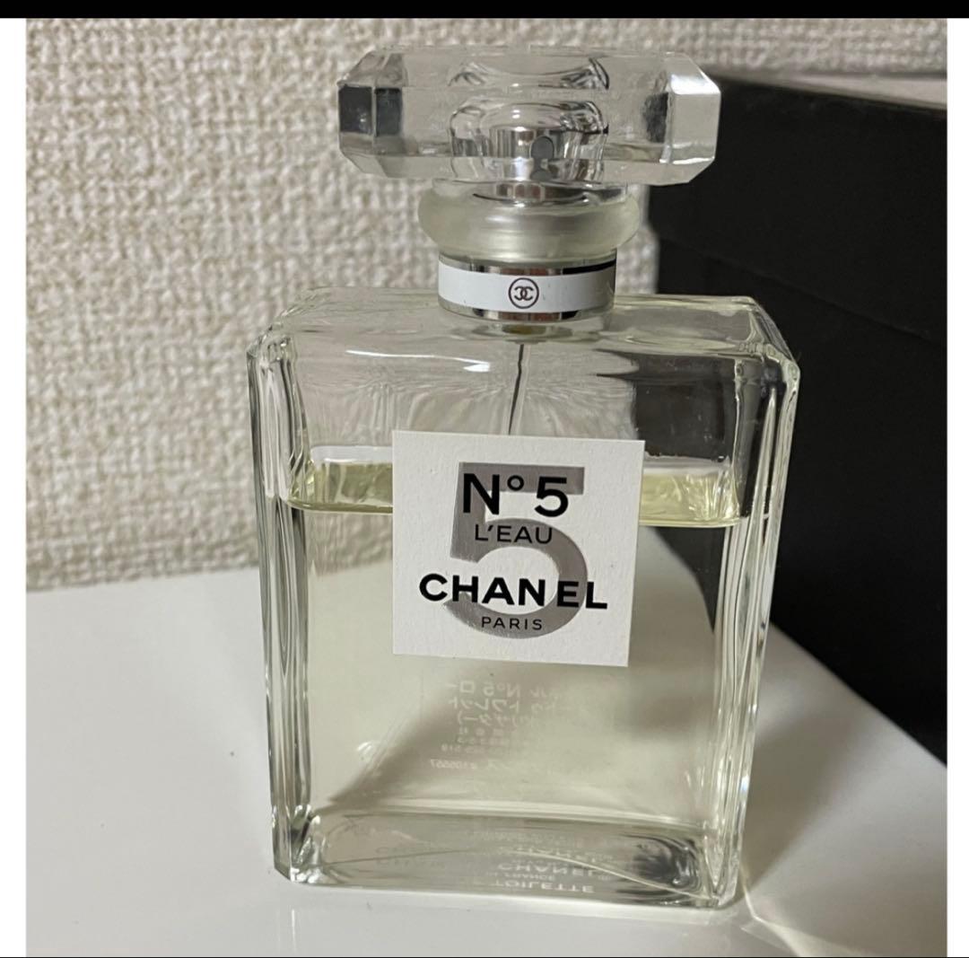 CHANEL シャネル　香水　百貨店にて購入