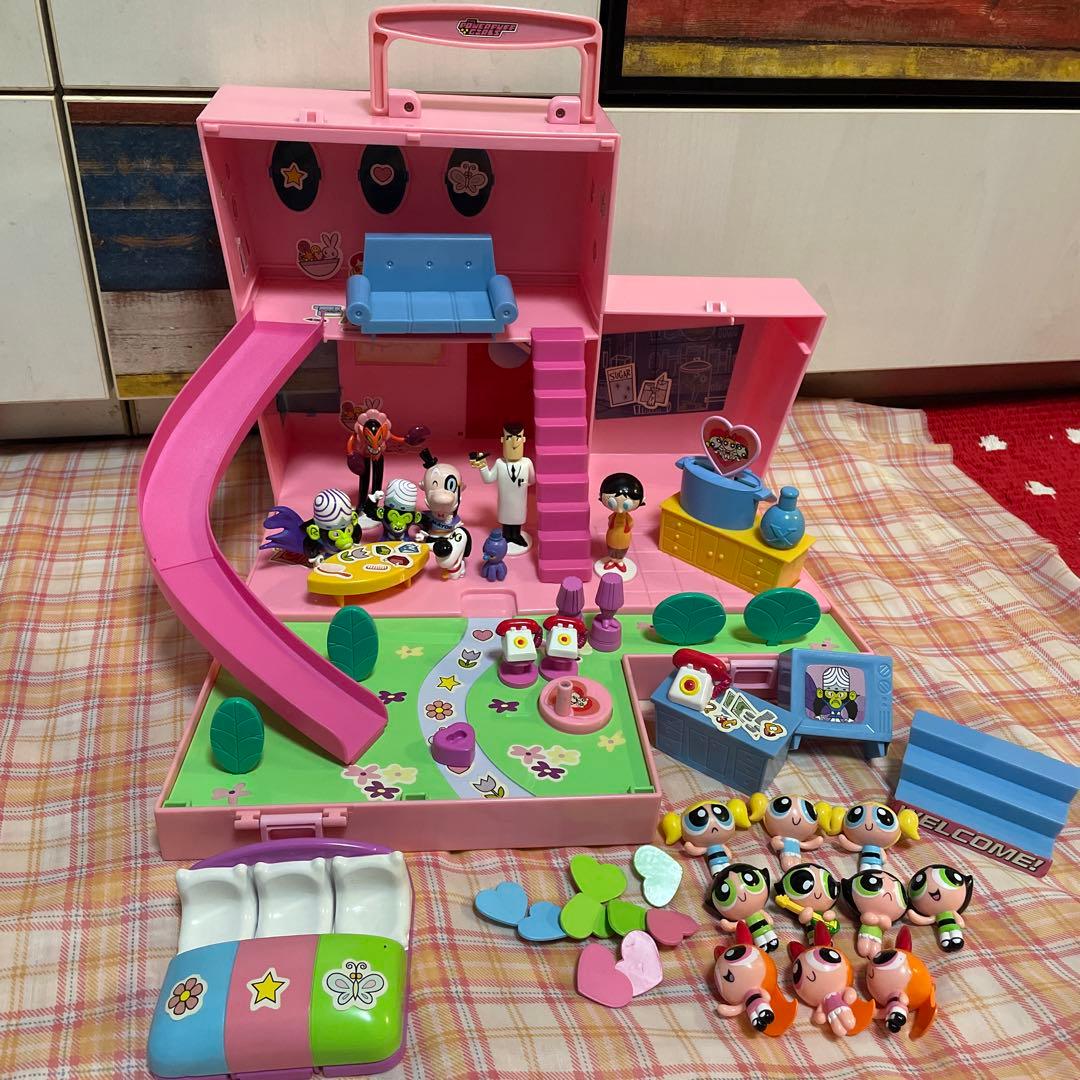 パワーパフガールズ　すてきいっぱいハウス　フィギュア　ドールハウス