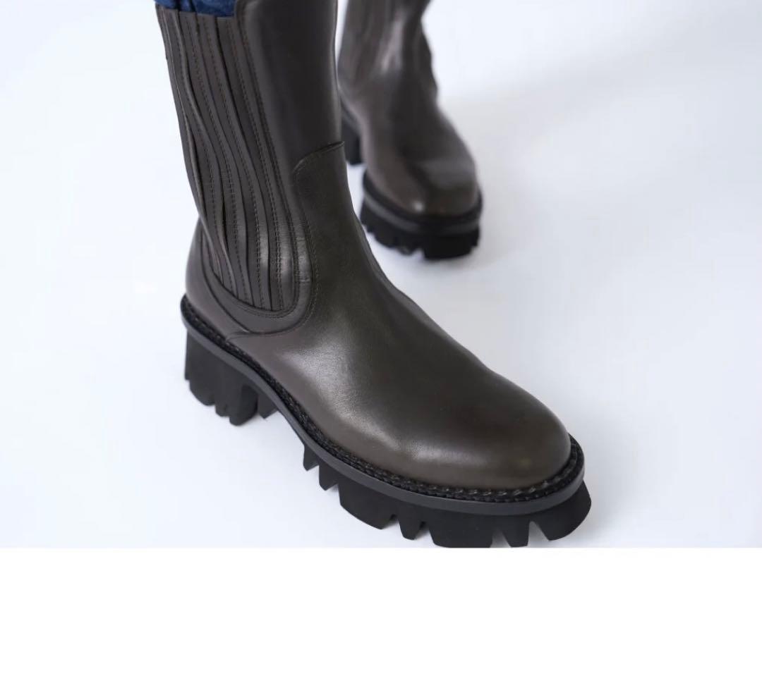 SAYA サヤ 5.5cm本革ラウンドトウ厚底チェルシーブーツ 23cm 新品 サヤ SAYA 5.5cm本革ラウンドトウ厚底チェルシーブーツ （ブラック