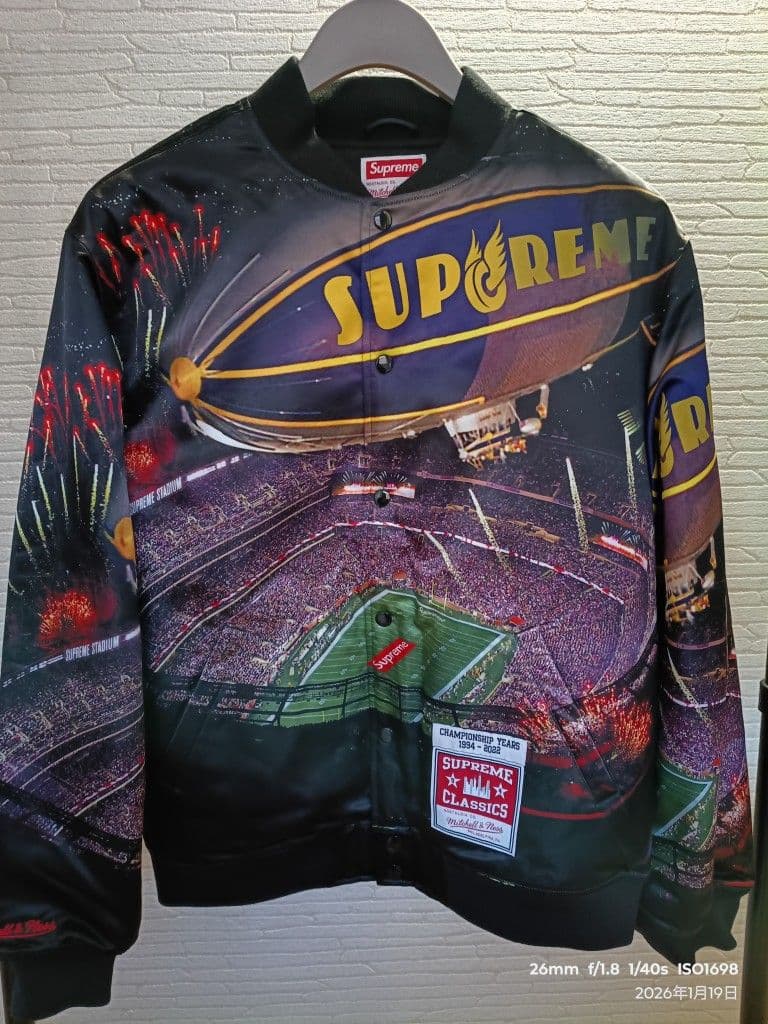 チ*ー様 Supreme Classics チャンピオンシップジャケット Lサイ