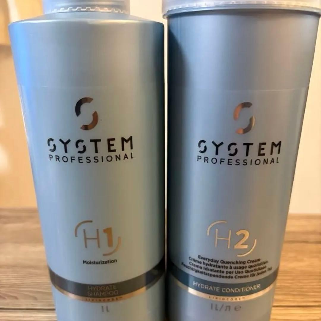 【ウエラ】専用ポンプ付きハイドレイトシャンプー　&コンディショナー 1000ml