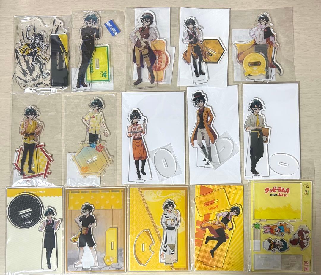 ドズル社 アクリルスタンド 缶バッジ キーホルダー