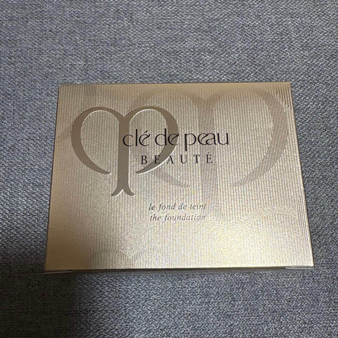 【最終価格】 クレドポーボーテ ルフォンドゥタン オークル10