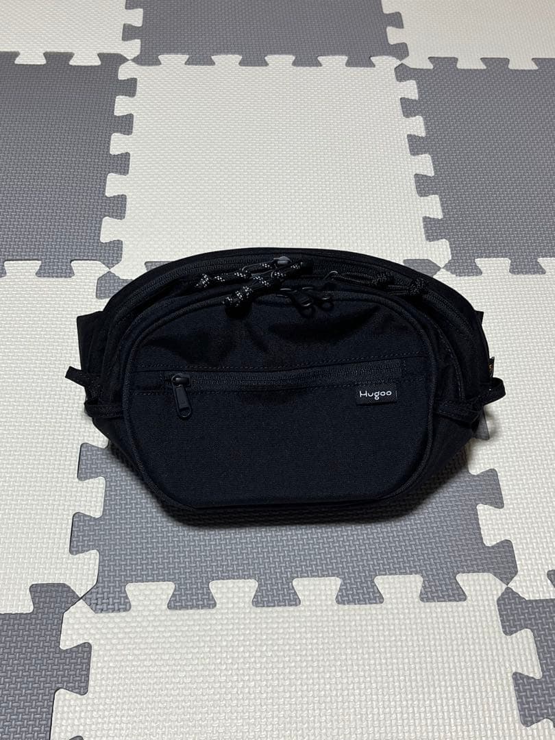 hugoo ブラック ヒップバッグ