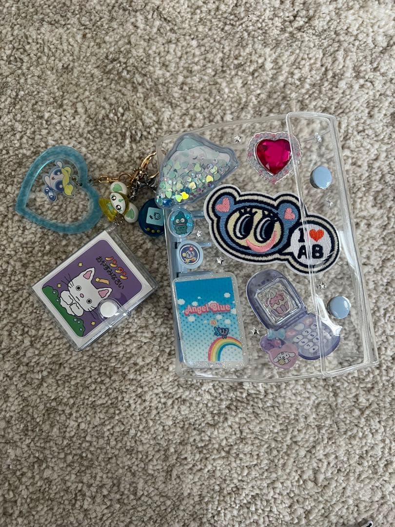 シール帳　サンリオ　完成品 サンリオキャラクターズのオリジナルデザイン！ シール帳＆シール2枚が