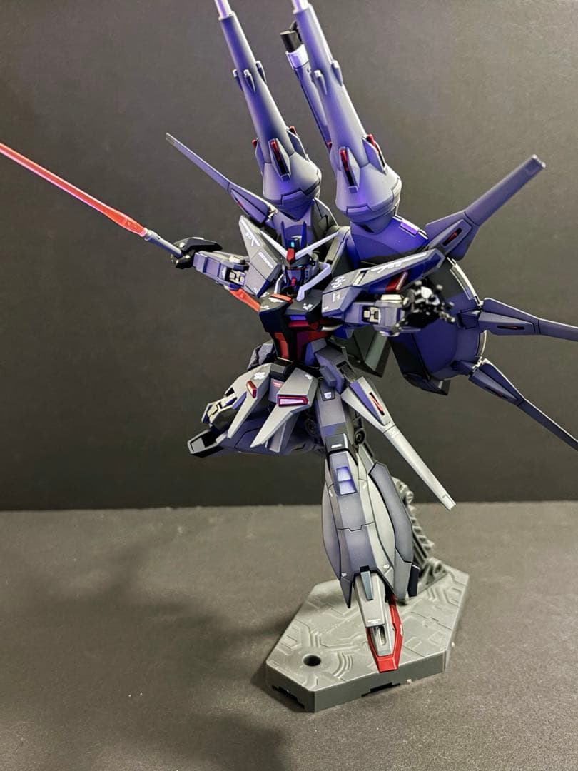 せ*り様 HG レジェンドガンダム　全塗装完成品　台座付属