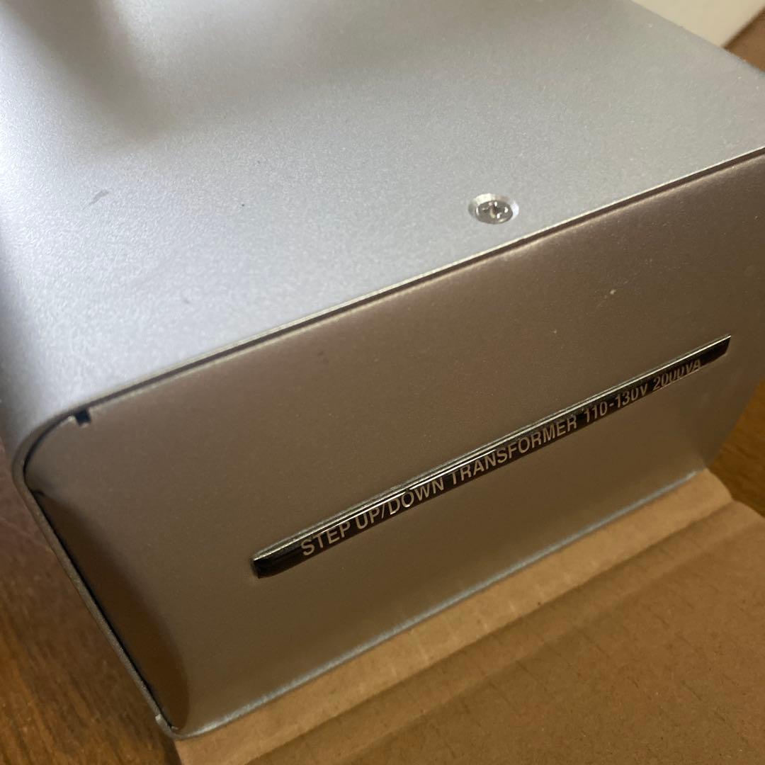 変圧器　TI-150 カシムラ　110-130V 1500W アメリカ/カナダ